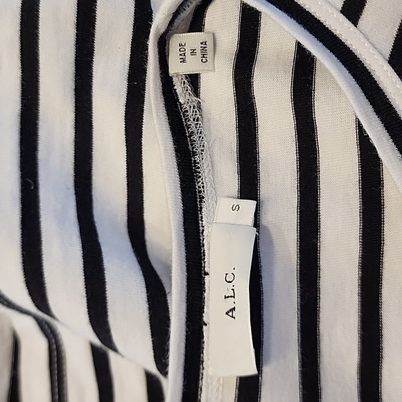 A.L.C Carrie Black and White Striped Flutter Sleeve Top Size Small - Picture 12 of 15